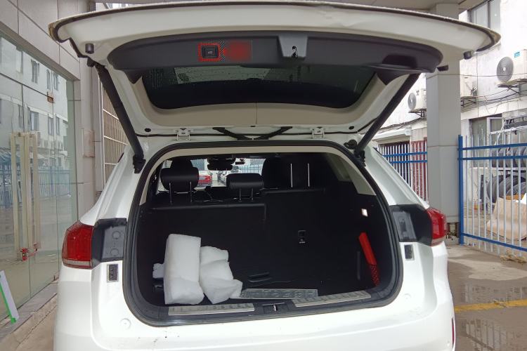 Used Wey VV6 2018 2.0T Four-Wheel Drive Flagship Version China V Standard Trunk