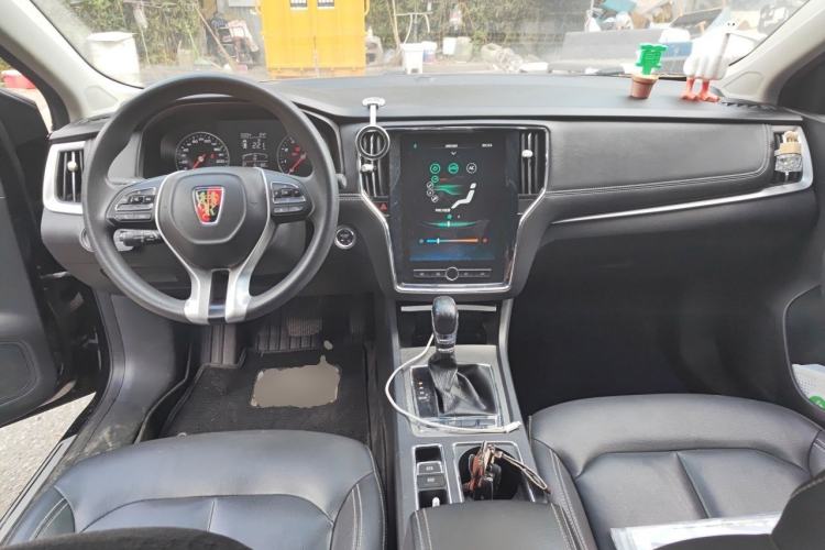 Used Roewe i6 2019 PLUS 1.6L CVT 4G Connected Flagship Deluxe Edition
