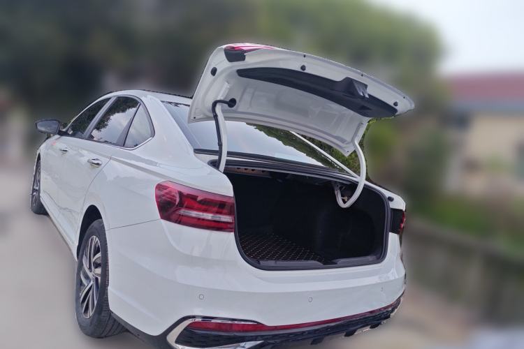 Used Volkswagen Lavida 2024 300TSI DSG Full-Comfort Edition Trunk