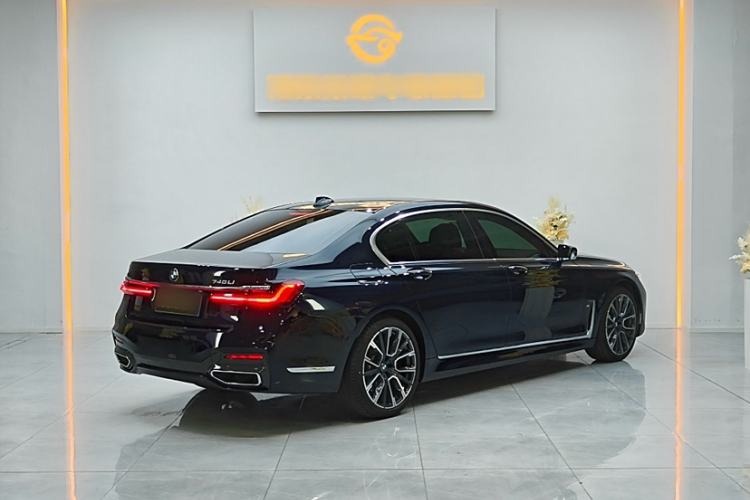 Used BMW 7 Series 2021 740Li Leading Model M Sport Package