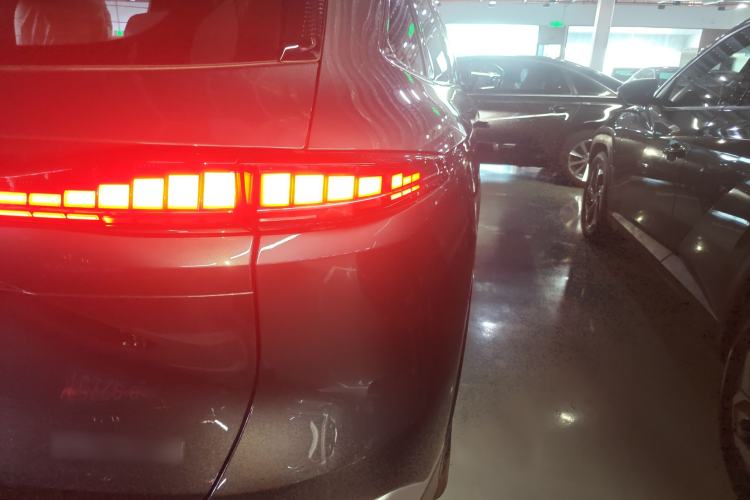 Used CHANGAN CS75 PLUS 2025 4th Generation UItra 2.0T New Blue Whale – Smart & Powerful Version