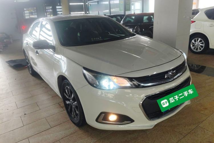 Used Chevrolet Malibu 2017 1.5T Automatic Luxury Edition Front Right 45 Deg