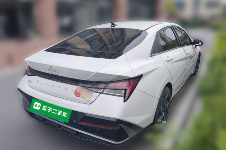 Used Hyundai Elantra 2023 1.5L CVT GLX Elite Edition Rear Right 45 Deg