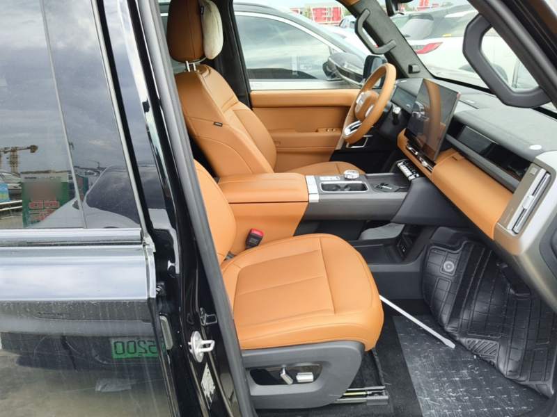 Used iCAR V27 2026 Model 200KM Four-Wheel Drive Falcon 500 — 24
