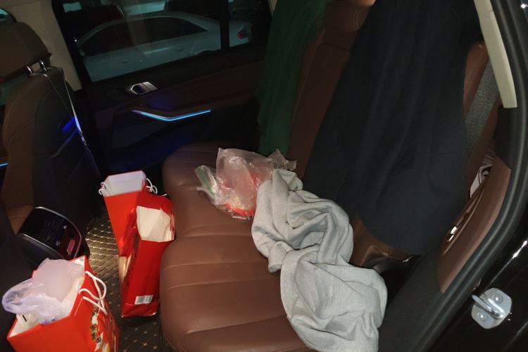 Used BMW X7 2019 xDrive40i Luxury Package with Leading Features
