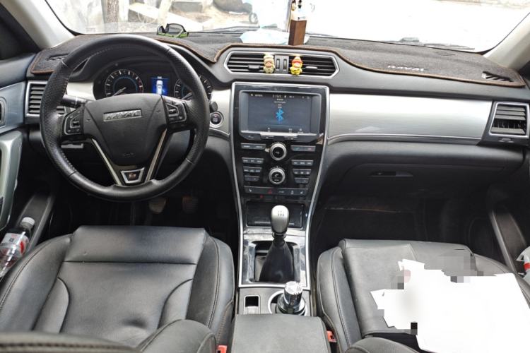 Used Haval H2 2016 Red-Label 1.5T Manual Two-Wheel Drive Luxury Model