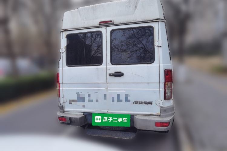 Used Iveco Daily 2009 2.5T-A35 7-Seater
