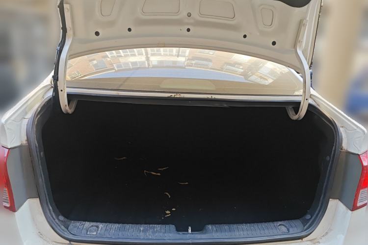 Used Kia K2 2015 Sedan 1.4L MT GLS