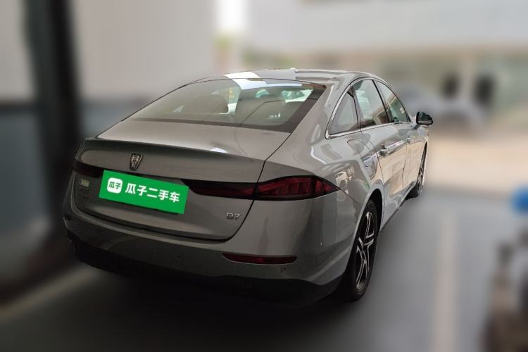 Used Roewe D7 2023 DMH 125km Flagship Edition
