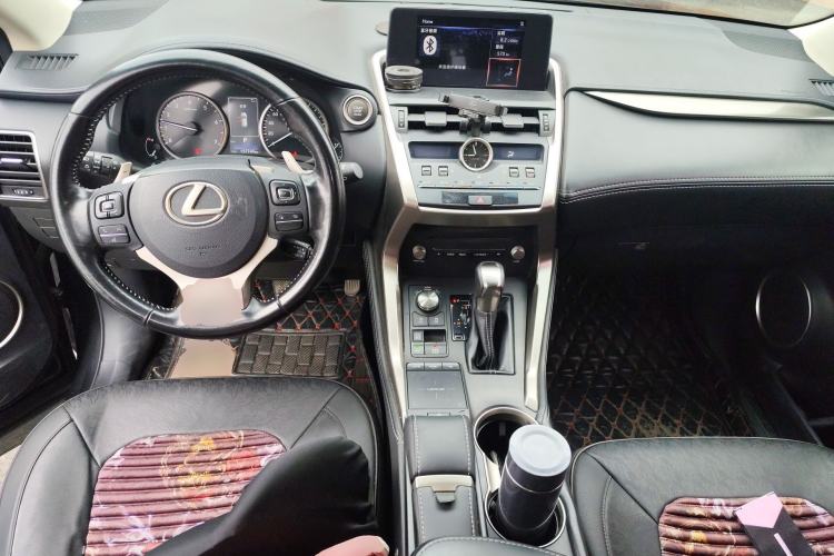 Used Lexus NX 2018 200 Front-Wheel-Drive X-Trail Version China V Standard Center Console