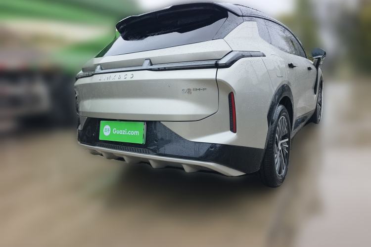 Used Lynk & Co 08 EM-P 2023 120km Long-Range Halo
