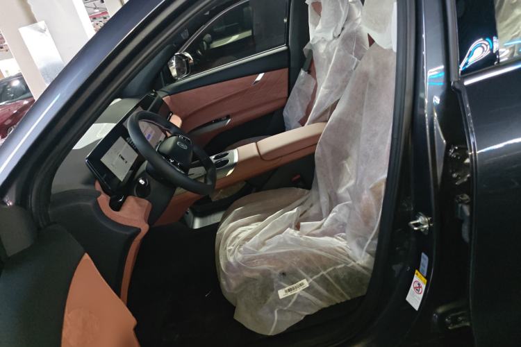 Used CHANGAN CS75 PLUS 2025 4th Generation UItra 2.0T New Blue Whale – Smart & Powerful Version