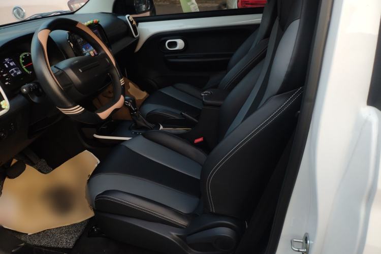 Used Roewe Clever 2022 311km QiQi BoBo Edition Left Front Seat