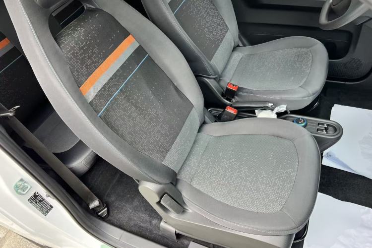 Used Wuling Hongguang MINIEV 2020 Freedom Version Lithium Iron Phosphate Right Front Seat