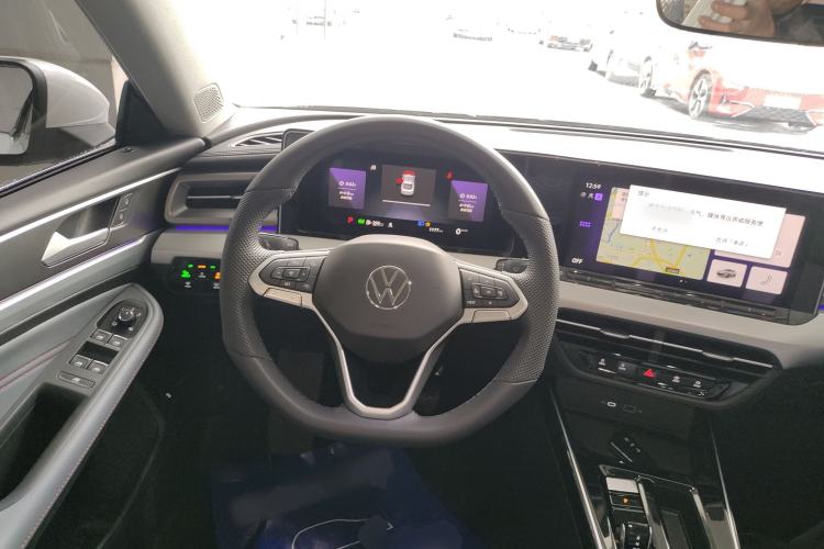 Used Volkswagen Lamando 2025 Lavida L 280TSI DSG Cool & Spicy Edition Steering Wheel