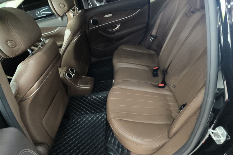 Used Mercedes-Benz E-Class 2023 E 260 L
