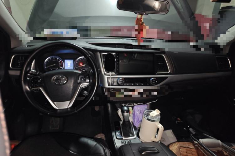 Used Toyota Highlander 2017 2.0T Four-Wheel Drive Luxury Edition 7 Seats