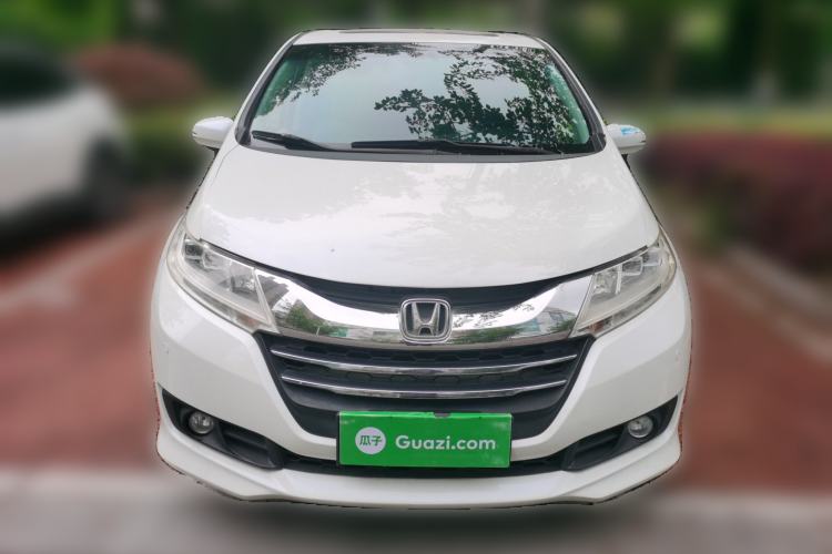 Used Honda Odyssey 2015 Revised 2.4L Luxury Edition
