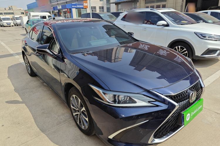 Used Lexus ES 2021 200 Excellence Edition