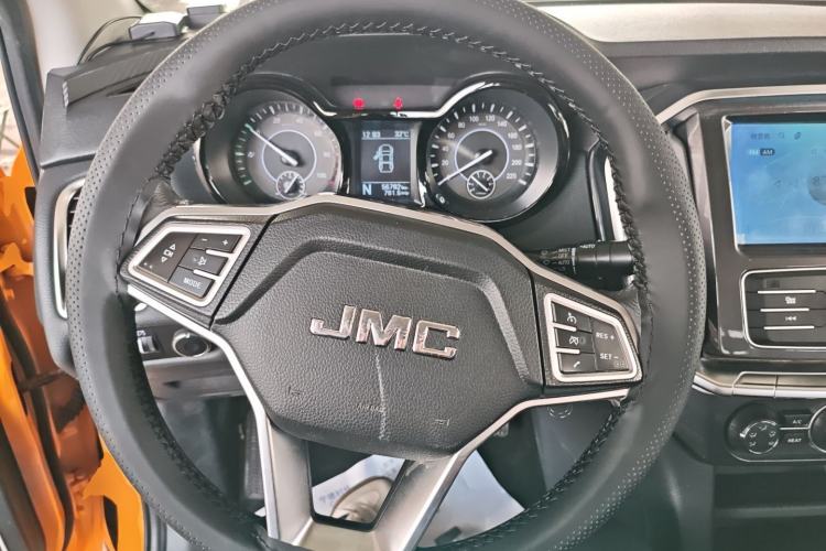 Used JMC Yuhu EV 2022 4x2 LX JX1032PSEF5BEV Steering Wheel