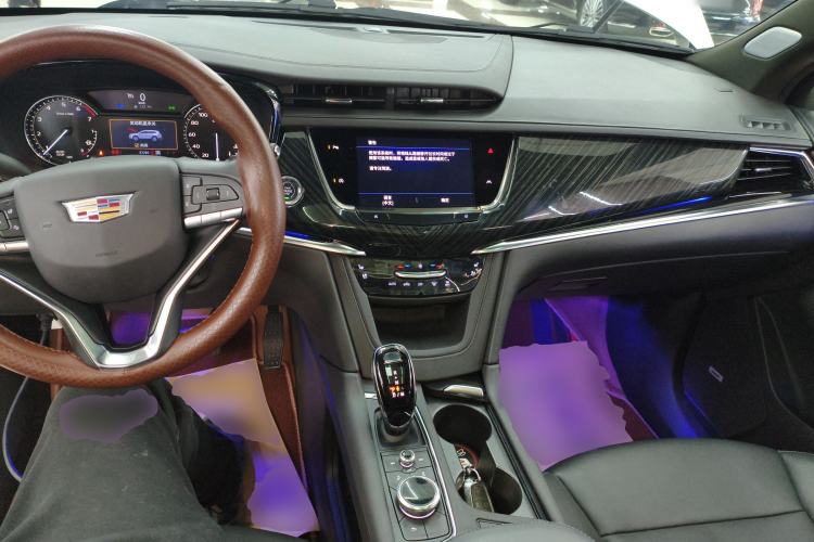 Used Cadillac XT6 2022 2.0T Six-Seater Four-Wheel Drive Luxury Version