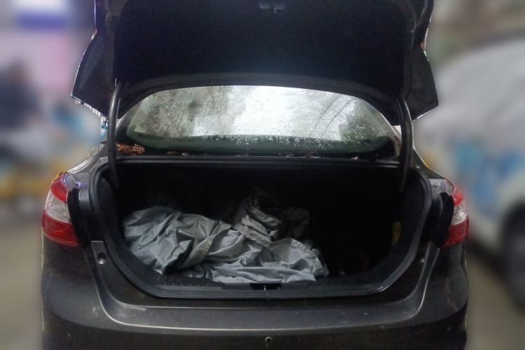 Used Ford Focus 2012 Sedan 1.6L Automatic Fashion Edition