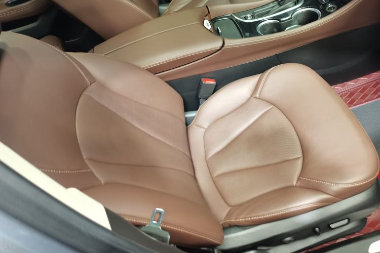 Used Buick Envision 2020 28T Four-Wheel Drive Luxury Version