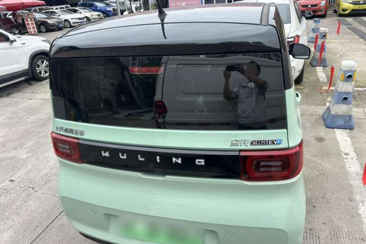 Used Wuling Hongguang MINIEV 2021 Macaron Premium Model – Lithium Iron Phosphate