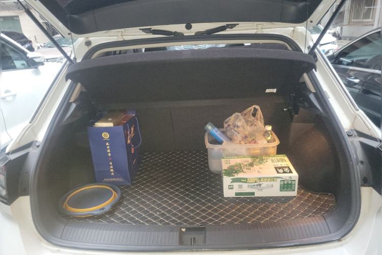 Used Volkswagen T-ROC 2023 280TSI DSG Two-Wheel Drive Time Edition Trunk