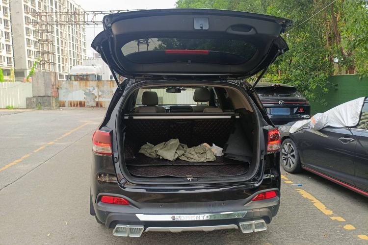 Used Kia Sorento 2015 Sorento L 2.4L Gasoline 4WD Elite Edition 5 Seats China IV Standard