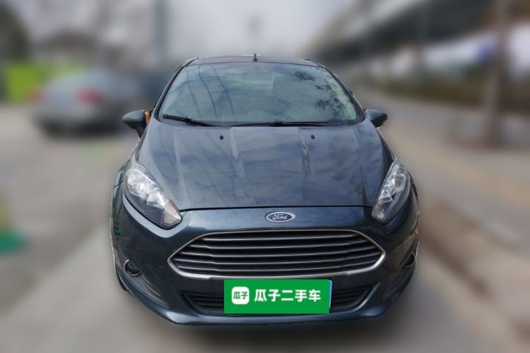 Used Ford Fiesta 2013 Sedan 1.5L Manual Fashion Edition
