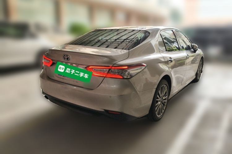 Used Toyota Camry 2018 Dual-Engine 2.5 HG Luxury Edition Rear Right 45 Deg