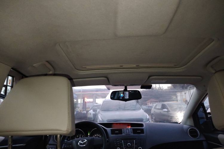 Used Mazda Mazda 5 2013 2.0L Automatic Luxury Edition
