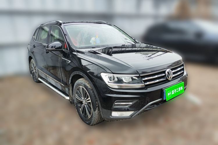 Used Volkswagen Tiguan L 2019 Revised Version 280TSI Automatic Two-Wheel Drive Panoramic Comfort Edition China VI Standard Front Right 45 Deg