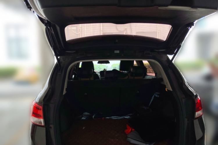 Used Dongfeng Aeolus AX7 2016 2.0L Automatic Zhiyi Trim
