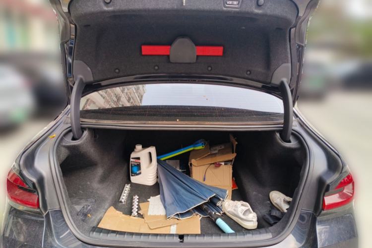 Used BMW 5 Series 2022 Second Facelift 530Li Luxury Version M Sport Package Trunk