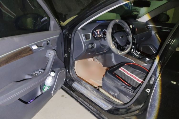 Used JAC Group Refine A60 2017 1.5 TGDI Automatic Luxury Model Driver Seat