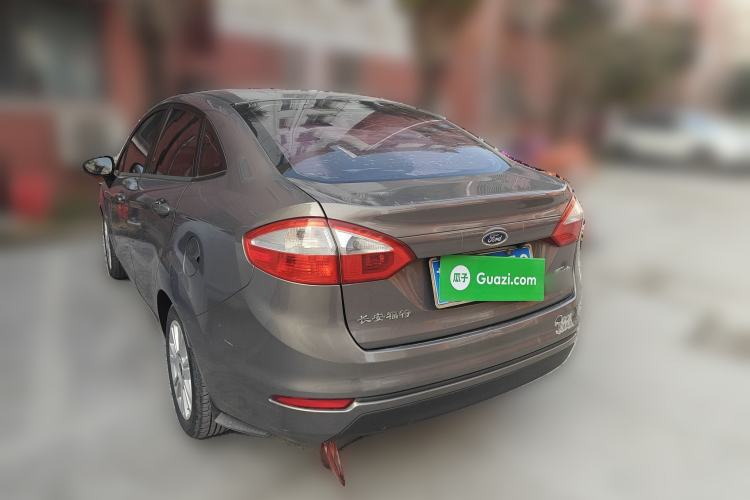 Used Ford Fiesta 2013 Sedan 1.5L Manual Fashion Edition