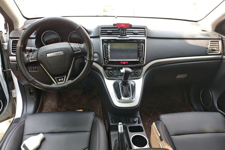 Used Haval H6 2015 Sport Edition 1.5T Automatic Two-Wheel Drive Luxury Model Center Console