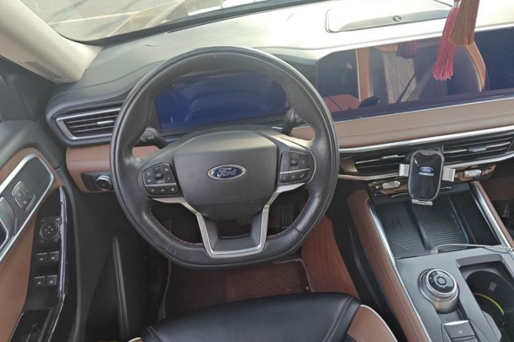 Used Ford Explorer 2023 EcoBoost 285 Four-Wheel Drive Titanium Edition 6 Seats