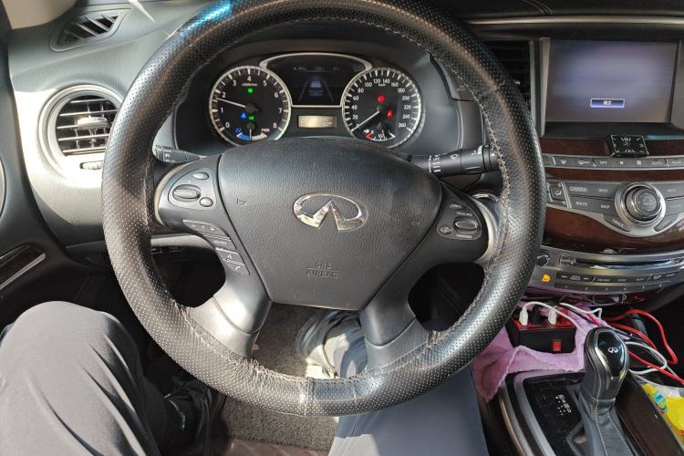 Used Infiniti QX60 2016 2.5 S/C Hybrid Two-Wheel-Drive Excellence Edition China V Standard