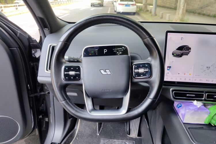 Used Li Auto L8 2023 Pro Model Steering Wheel
