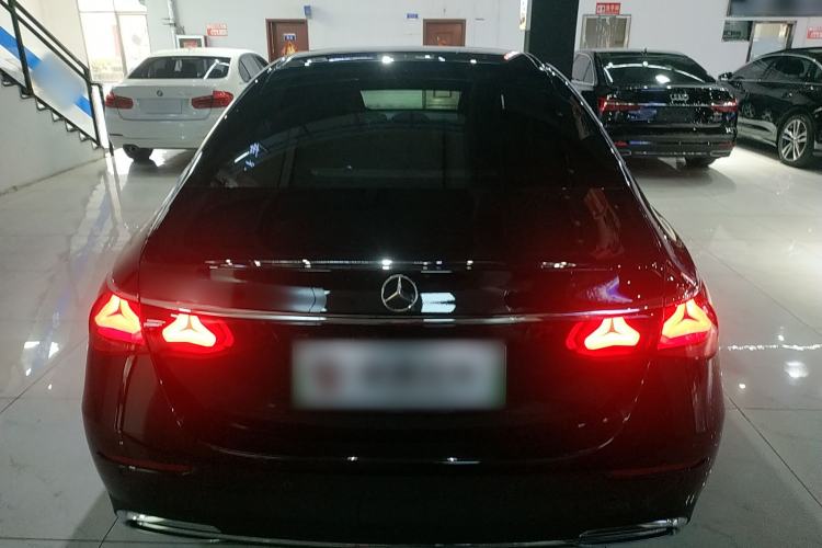 Used Mercedes-Benz E-Class New Energy 2024 E 350 e L Plug-in Hybrid Sedan

