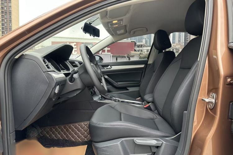 Used Volkswagen Lamando 2018 230TSI DSG Fashion Edition Interior 4