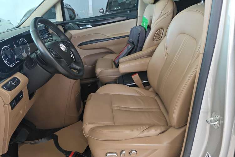 Used Buick GL8 2020 ES Land Cruiser 653T Luxury Edition