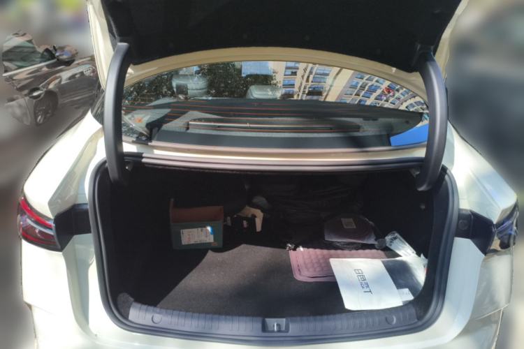 Used BYD Seal 06 New Energy 2025 DM-i Smart Drive 80KM Luxury Model Trunk