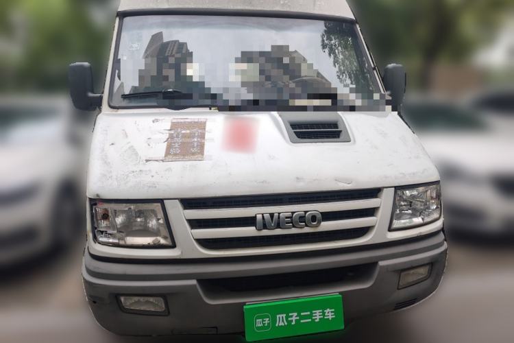 Used Iveco Daily 2014 2.5T-A35 NJ6484ACM47Z4 Front
