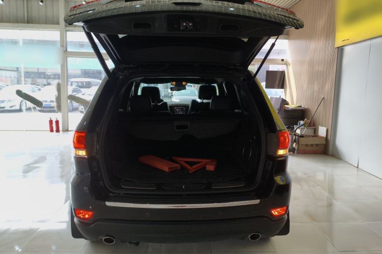 Used Jeep Grand Cherokee 2014 3.0L Comfort Navigation Edition