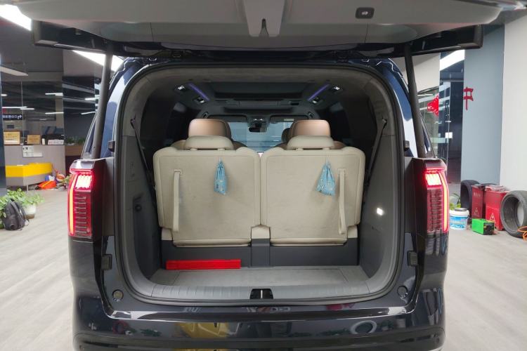 Used Zeekr 009 2022 WE Edition