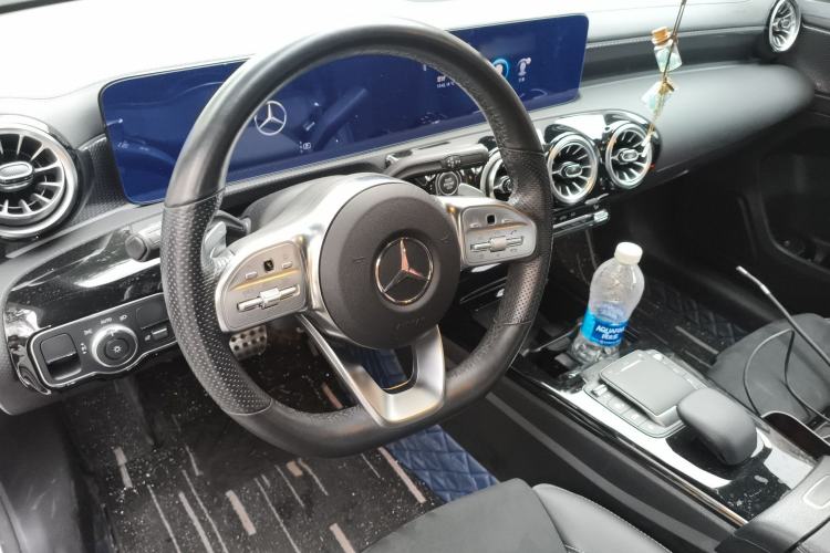 Used Mercedes-Benz A-Class 2021 A 200 L Sport Sedan Fashion Model
